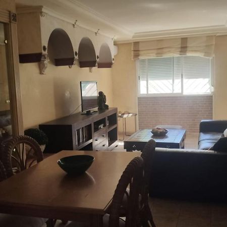 Apartamento En 托雷莫利诺斯 外观 照片